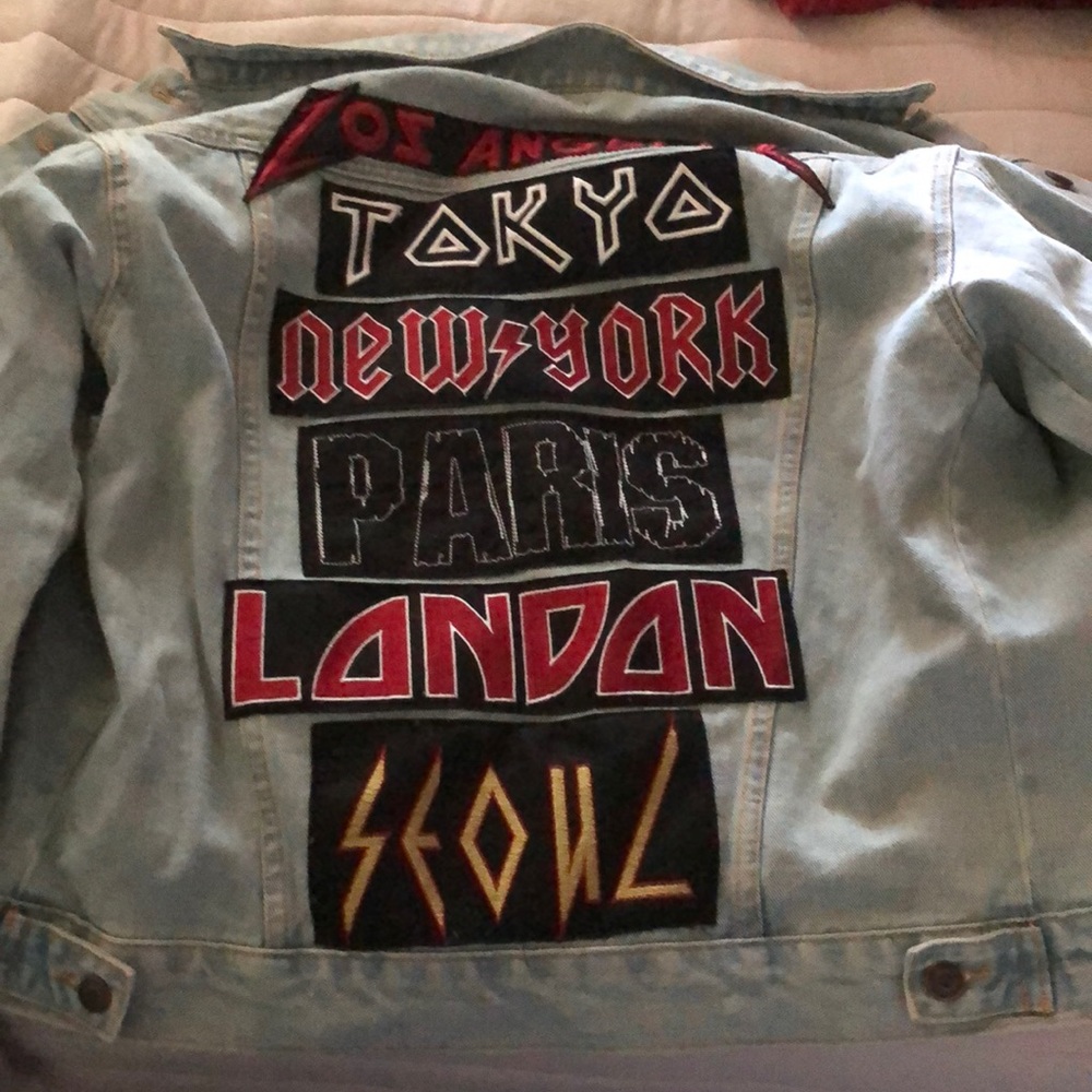 Jean jacket with patches